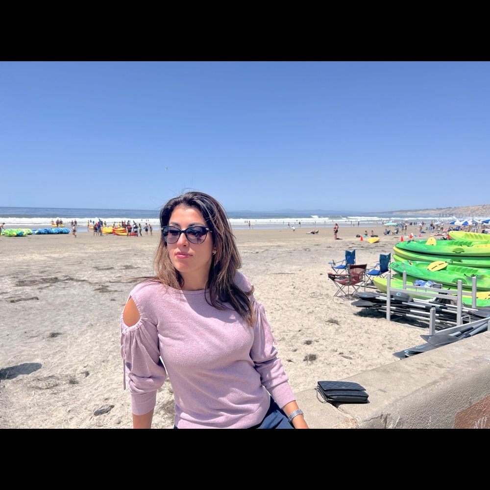 Meet your Posher, Sana